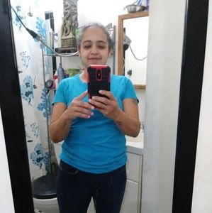 Meet your Posher, Ivette